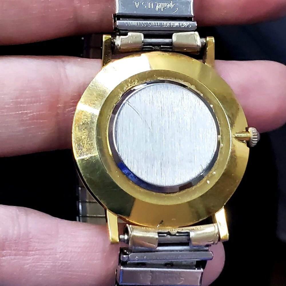 Domco Vintage Mens Wristwatch With Speidel USA Gold/Silver Expansion Band 12 hr - Picture 8 of 11